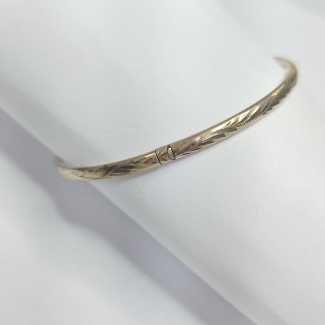 PULSERA RIGIDA ORO 10 K 4.1 GRMS (SEMINUEVO)