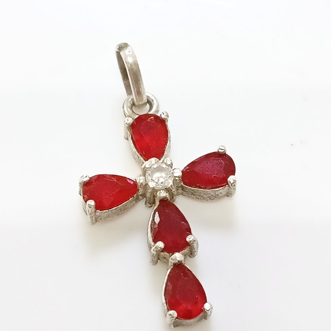 ARRACADAS PAR, DIJE PLATA 5.2 GRMS (SEMINUEVO)