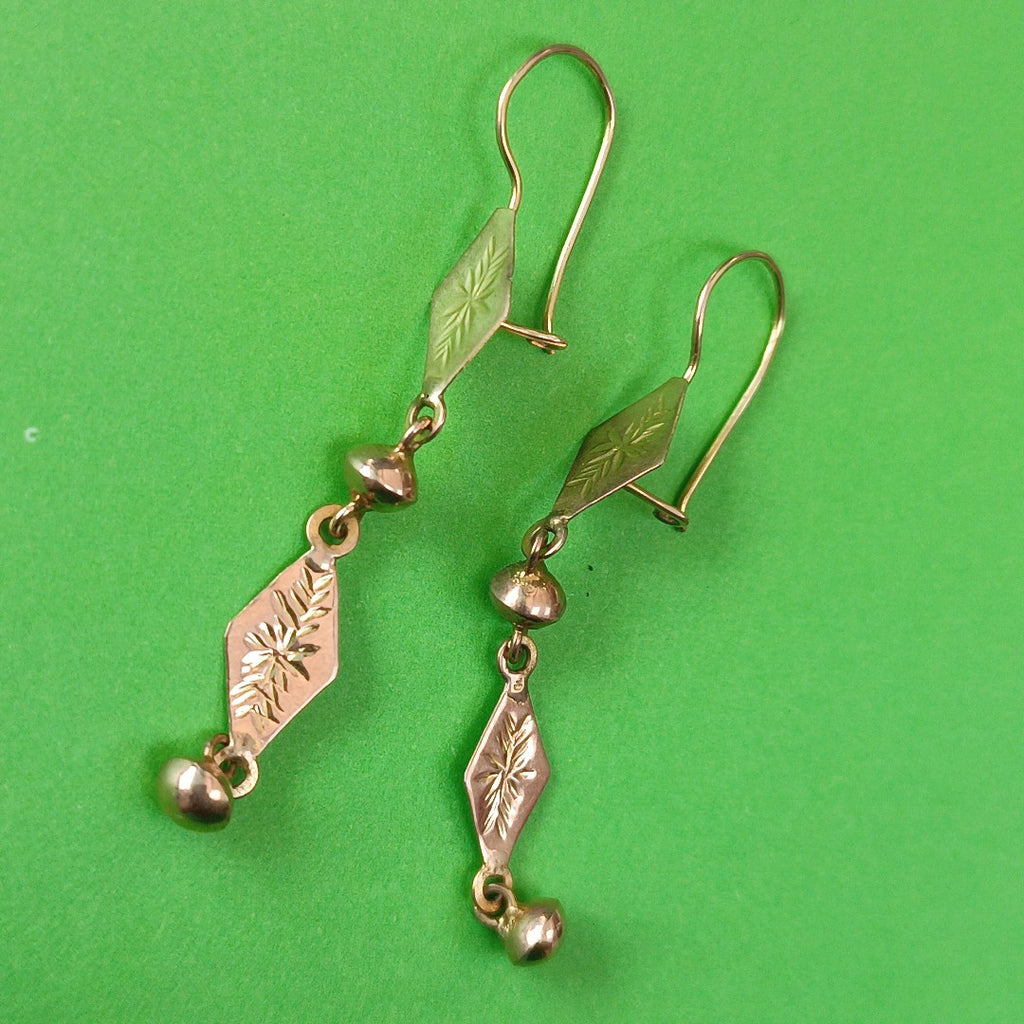 ARETES PAR ORO 10 K 1.8 GRMS (SEMINUEVO)