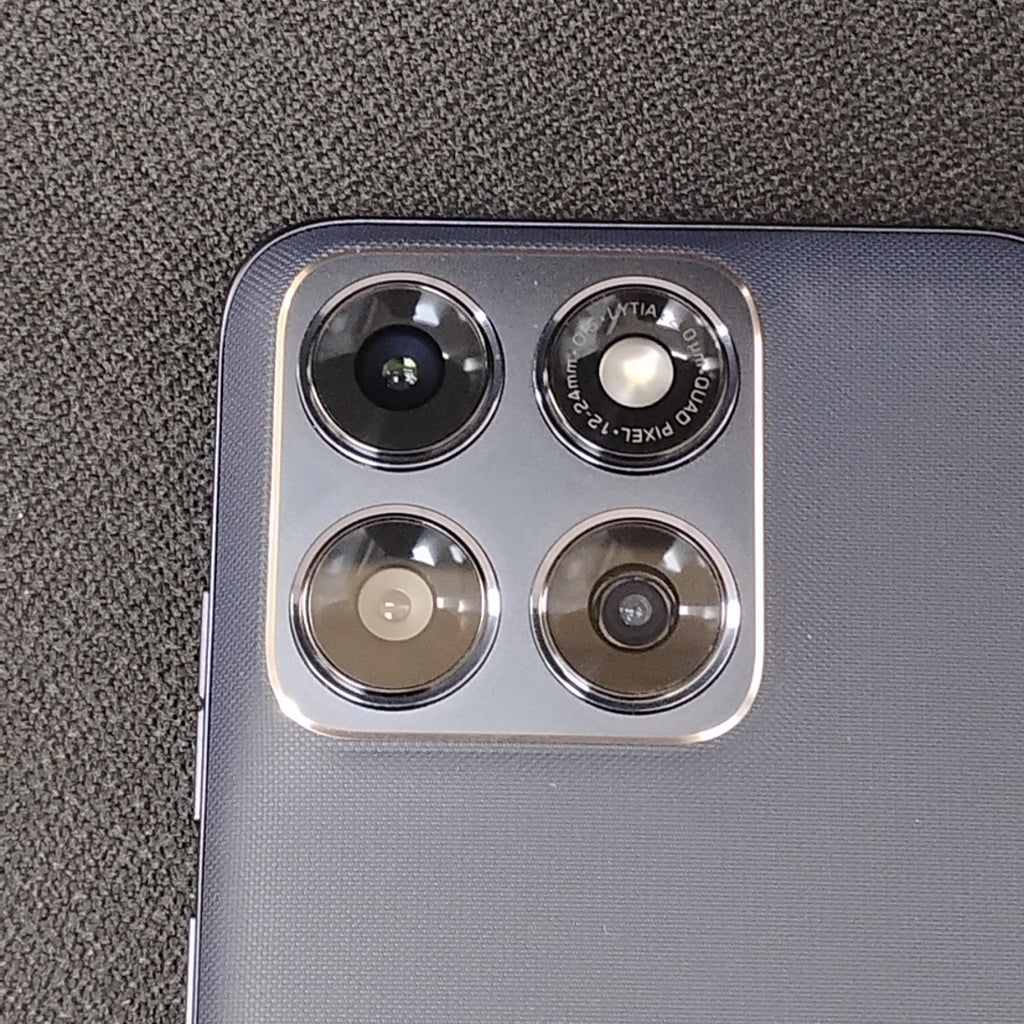 CELULAR MOTOROLA EDGE 70 FUSION XT2605-4 (2026) 256 GB 8 GB RAM (SEMINUEVO)