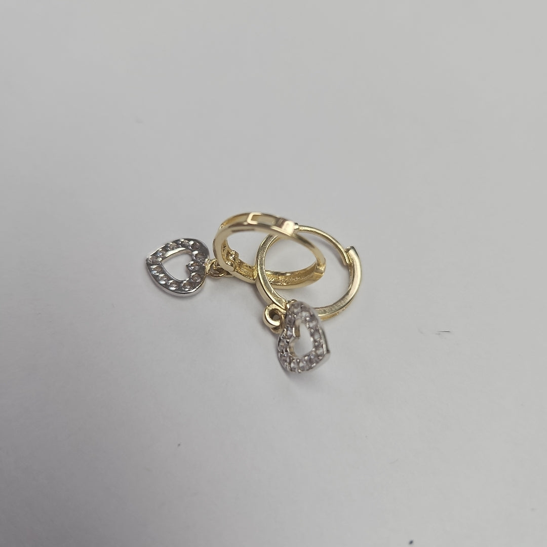 ARETES HUGGIES CON DIJE CORAZON Y CIRCONIAS 14K 2.2 GR (NUEVO)