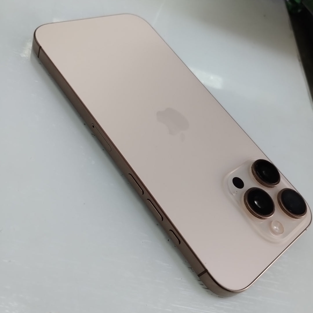 CELULAR APPLE IPHONE 16 PRO MAX A3295 (2024) 512 GB 8 GB RAM (SEMINUEVO)