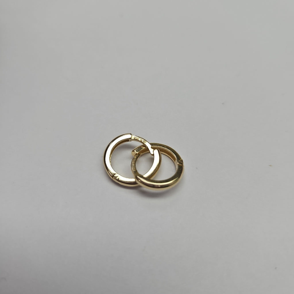 ARETES HUGGIES LISAS 14K 1.3 GR (NUEVO)