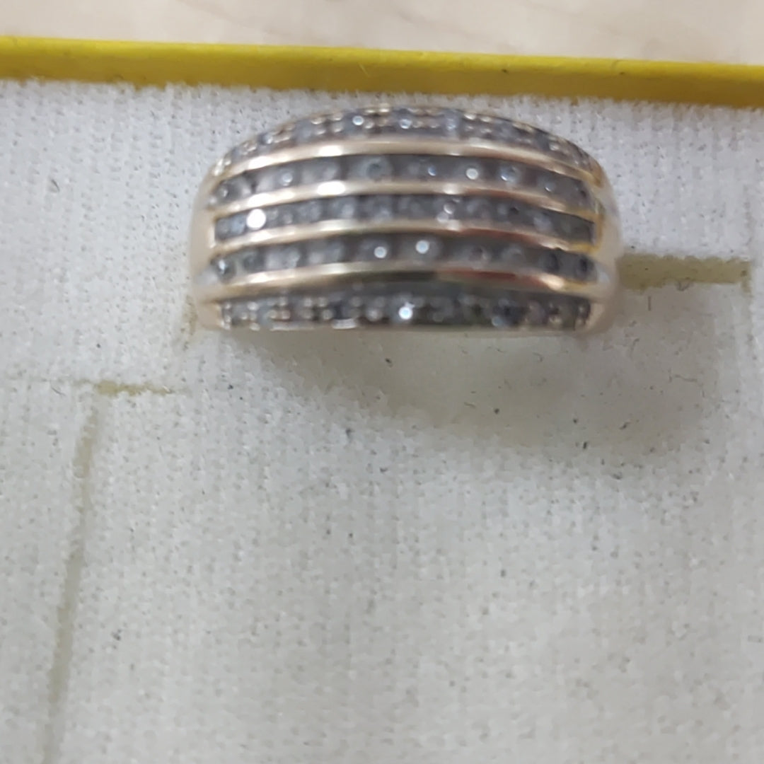 ANILLITO ORO 10 K 4.3 GRMS (SEMINUEVO)