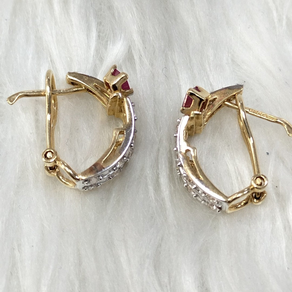 ARETES PAR ORO 14 K 4.6 GRMS (SEMINUEVO)