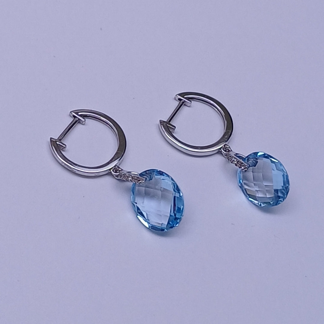 ARRACADAS PAR ORO 18 K 2.5 GRMS (SEMINUEVO)