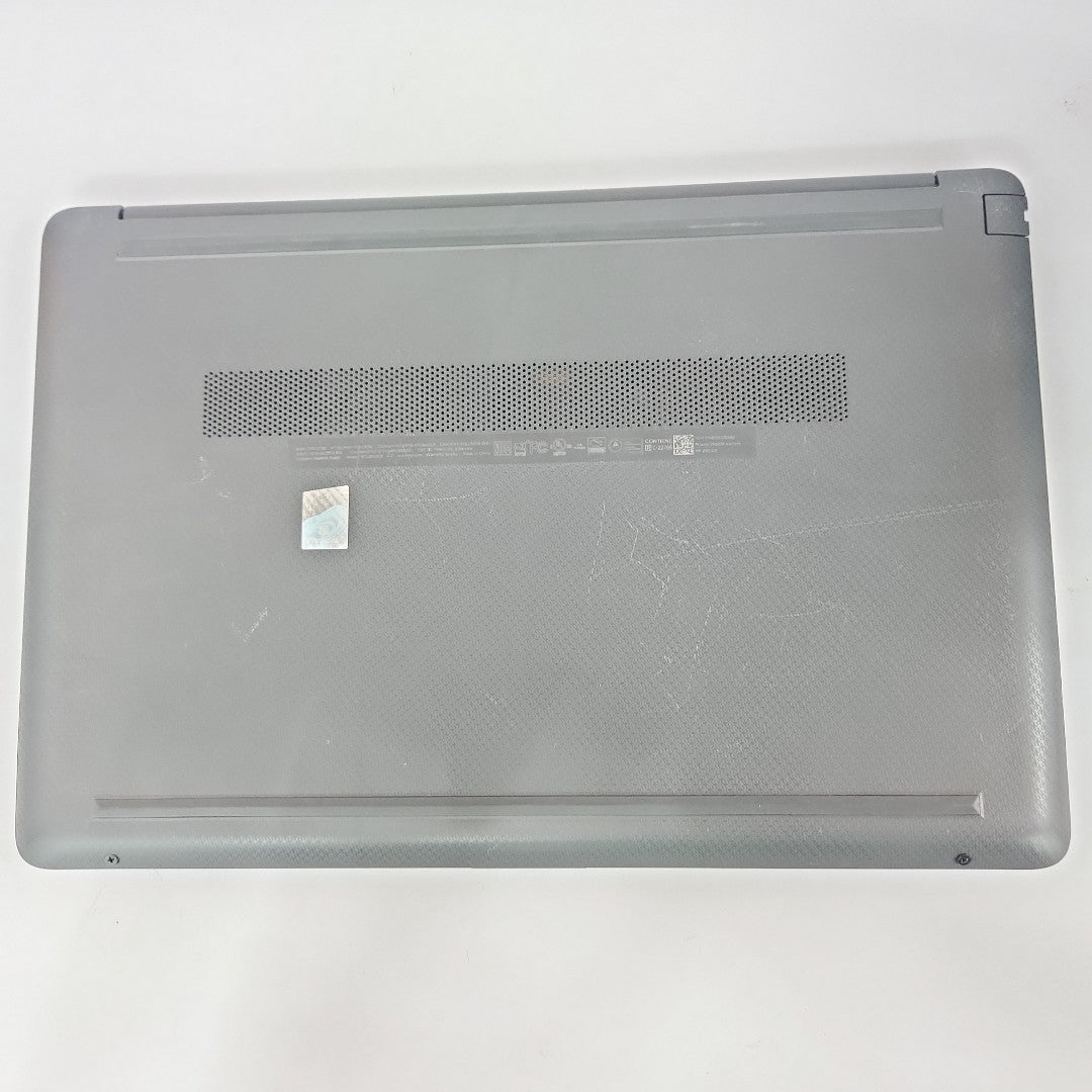 LAPTOP HP 250 G8 (2023) 512 GB SSD 8 GB RAM (SEMINUEVO)