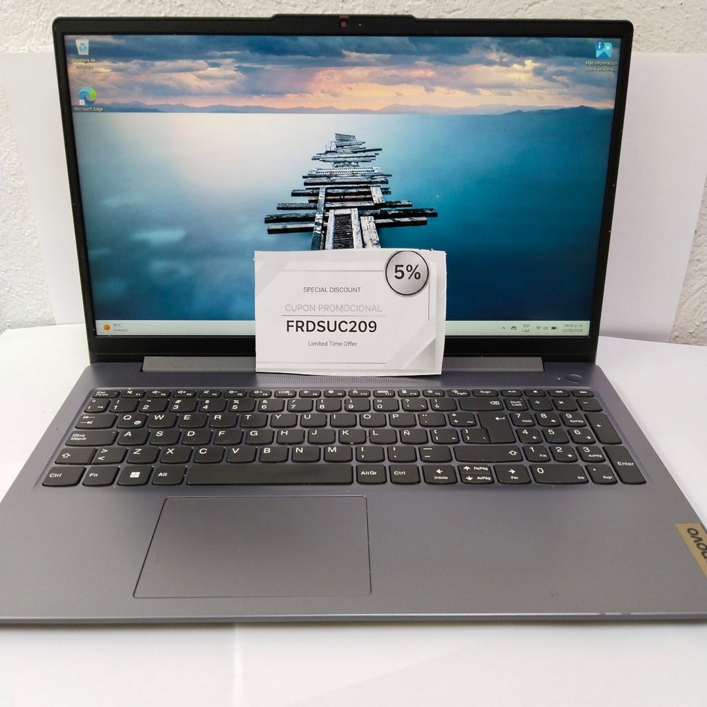 LAPTOP LENOVO IDEAPAD SLIM 3 15IRH8 (2025) 512 GB SSD 16 GB RAM