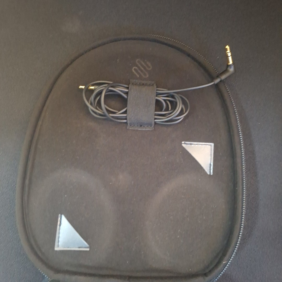AUDIFONOS SENNHEISER ACCENTUM PLUS ACPAEBT INALAMBRICO OVER EAR (SEMINUEVO)