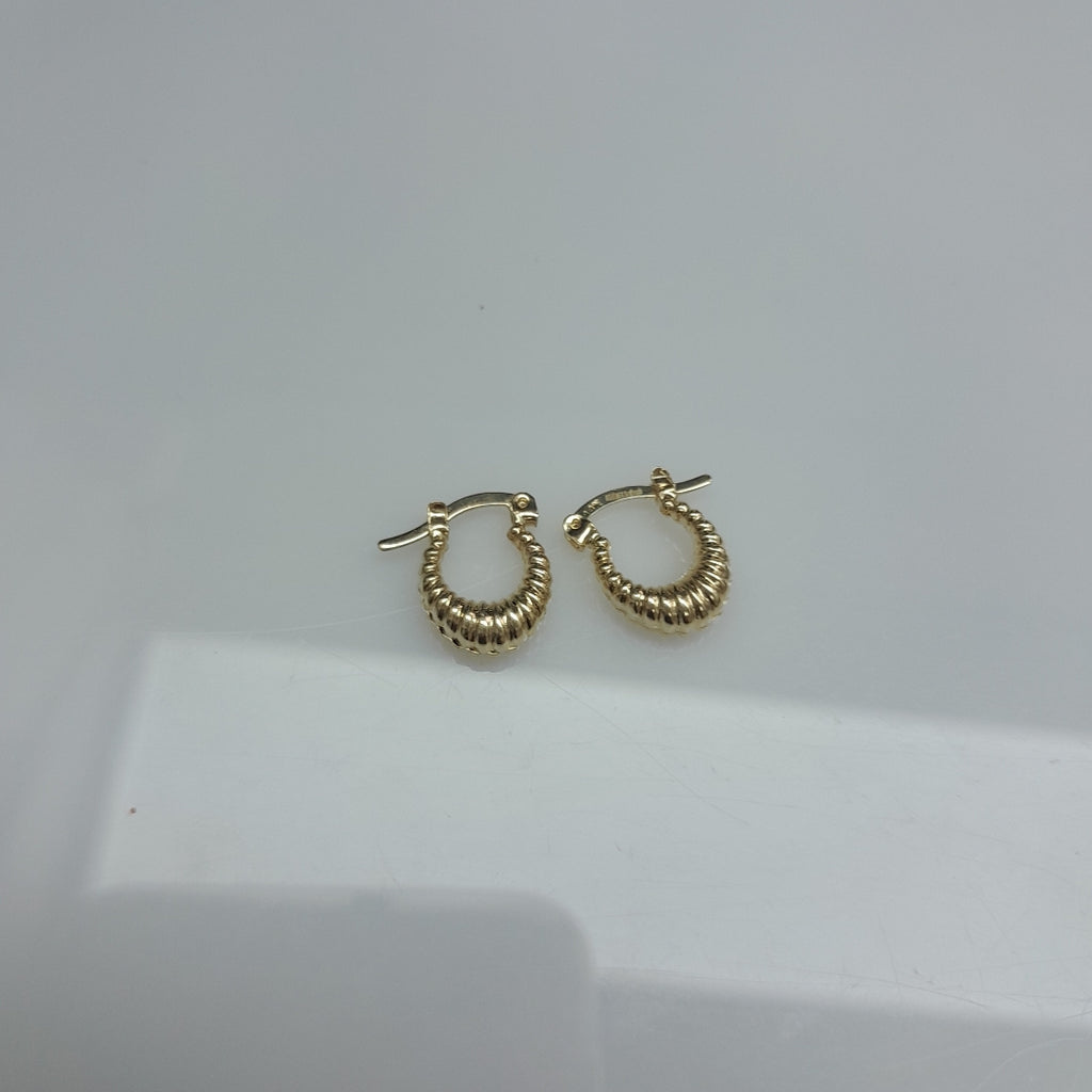 ARETES ARRACADA ESTRIADAS 14K 1.1 GR (NUEVO)