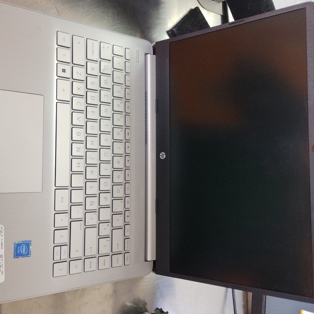 LAPTOP HP 14-DQ0532LA (2024) 128 GB SSD 4 GB RAM (SEMINUEVO)