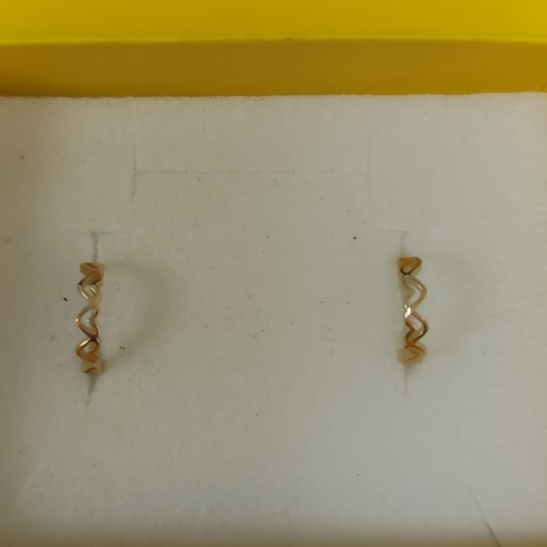 HUGGIES ORO 14K 1.4 (NUEVO)