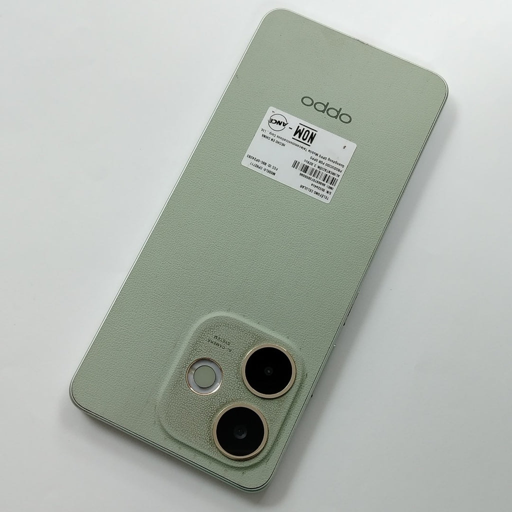CELULAR OPPO A5 PRO CPH2711 (2025) 256 GB 8 GB RAM (SEMINUEVO)
