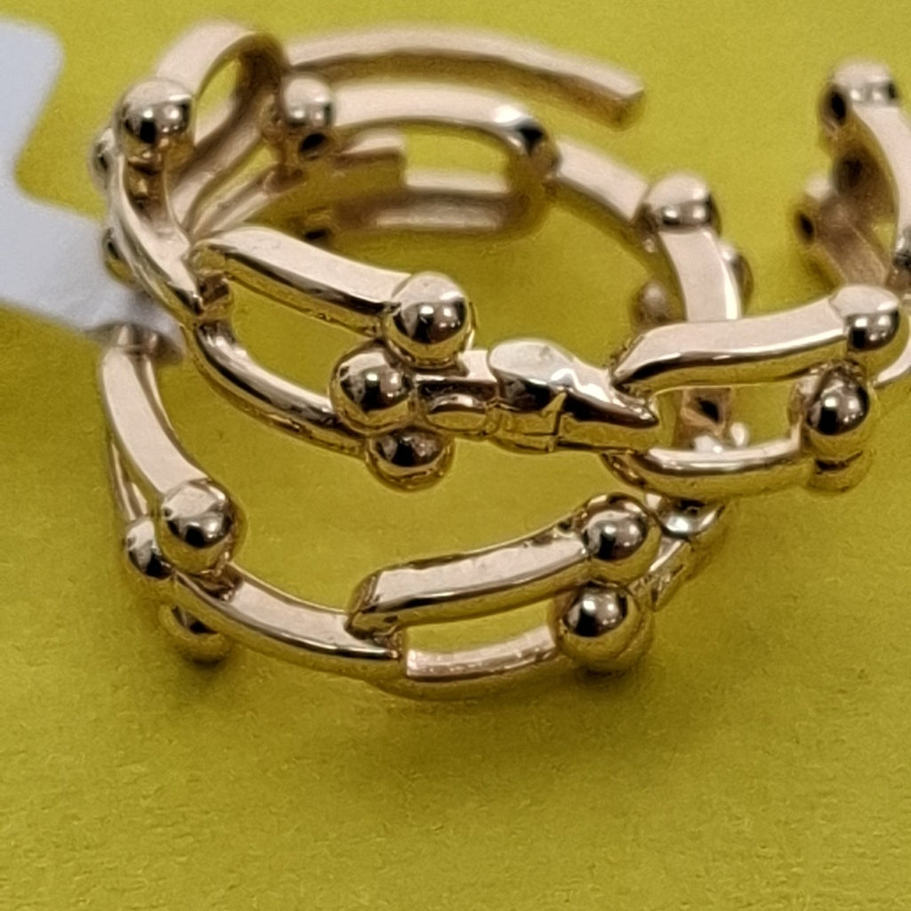 HUGGIES ORO 14K 2.4 (NUEVO)