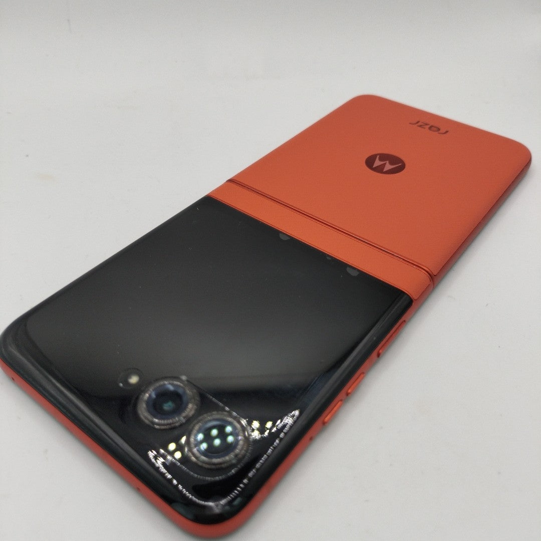 CELULAR MOTOROLA RAZR 50 5G XT2453-5 (2024) 256 GB 8 GB RAM (SEMINUEVO)