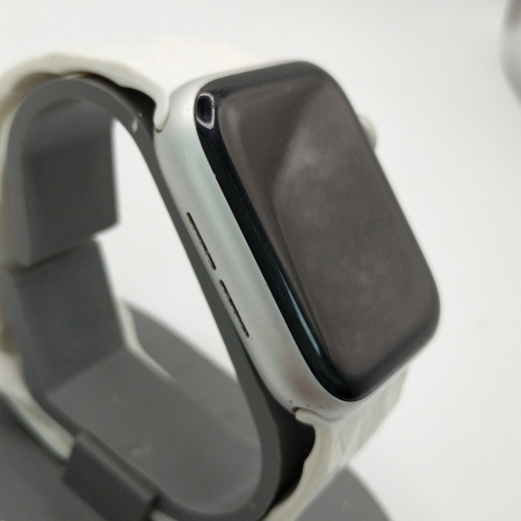 SMARTWATCH APPLE SE 2 ALUMINIO A2723 44 MM GPS (SEMINUEVO)