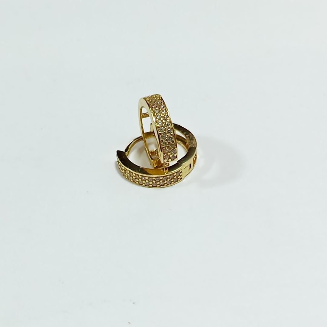 HUGGIES ORO 14K 1.8 (NUEVO)