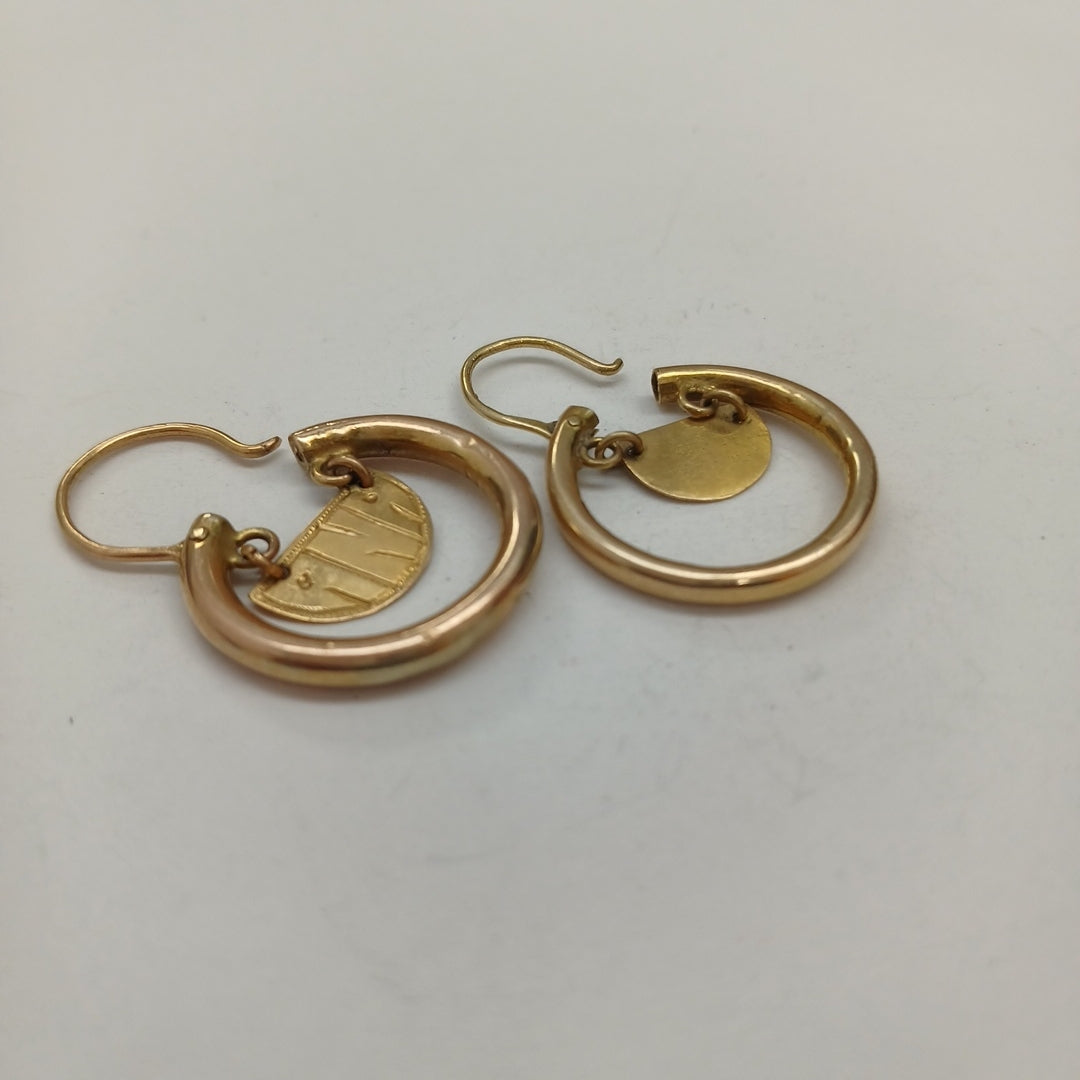 ARRACADAS PAR ORO 10 K 3.1 GRMS (SEMINUEVO)