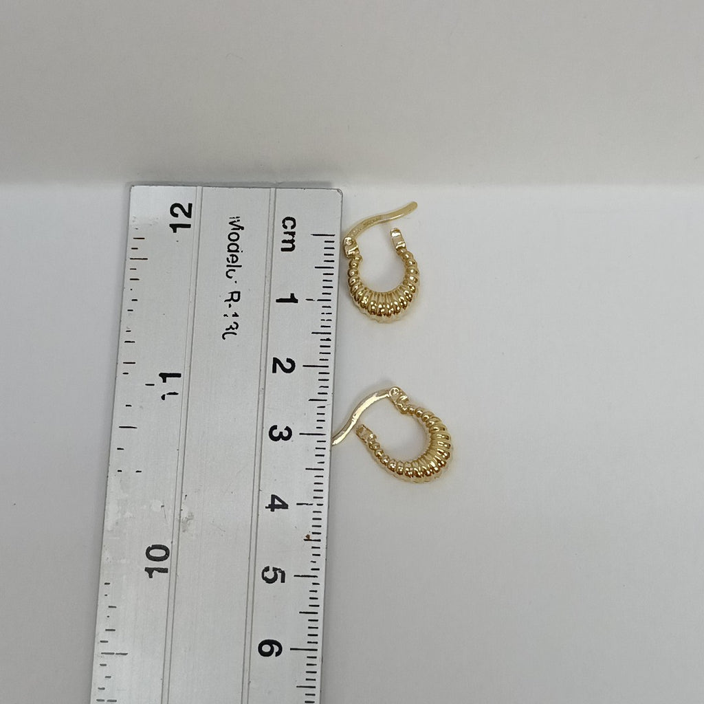 ARETES ARRACADA ESTRIADAS 14K 1.2 GR (NUEVO)