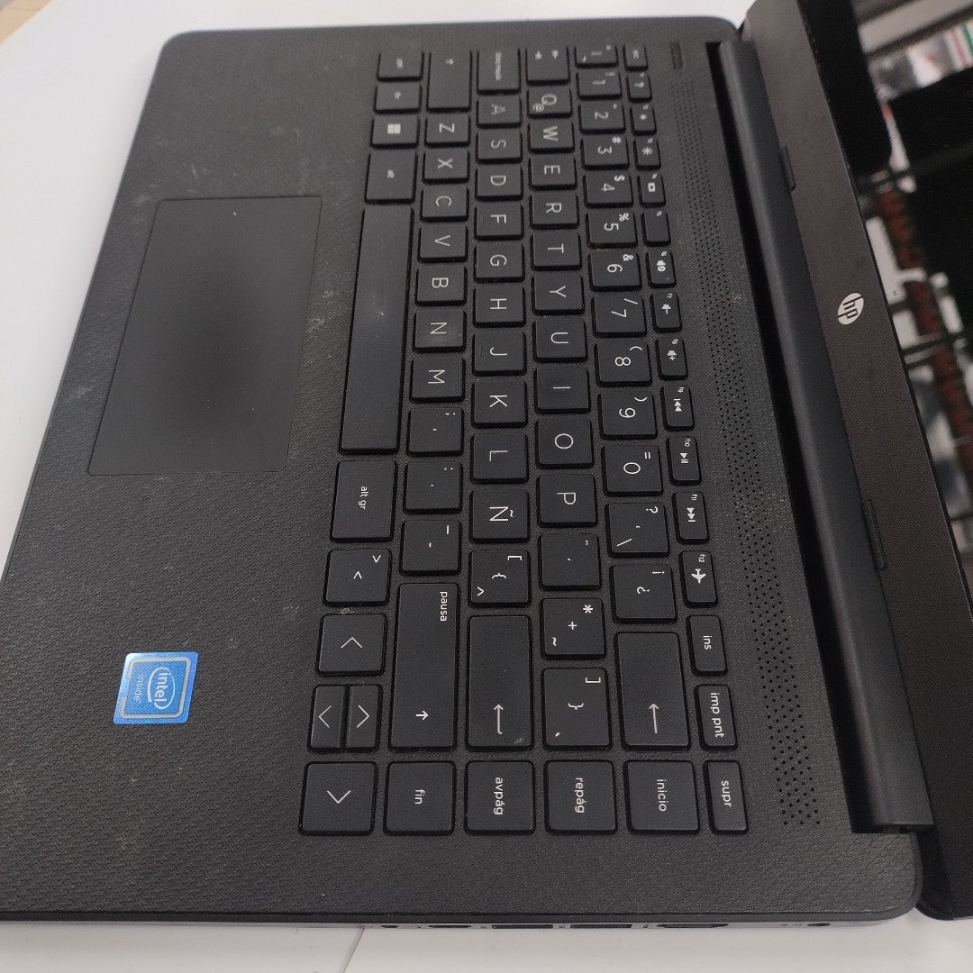 LAPTOP HP 14-DQ0501LA (2022) 256 GB SSD 4 GB RAM (SEMINUEVO)
