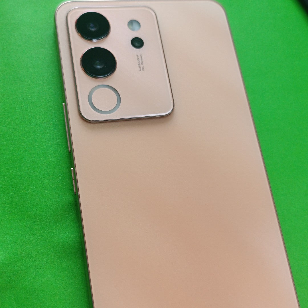 CELULAR VIVO V30 LITE V2314 (2023) 256 GB 12 GB RAM (SEMINUEVO)