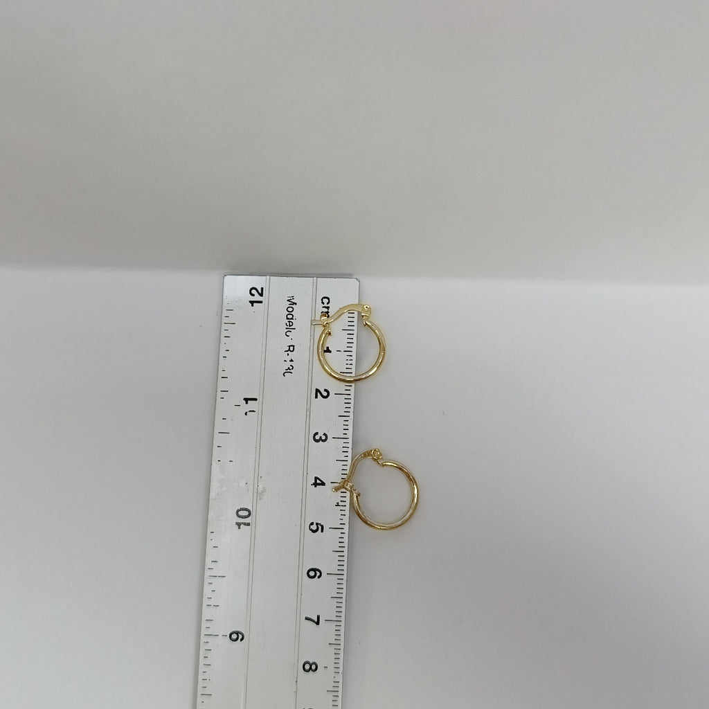 ARETES ARRACADAS ESTRIADAS 14K 1.4 GR (NUEVO)