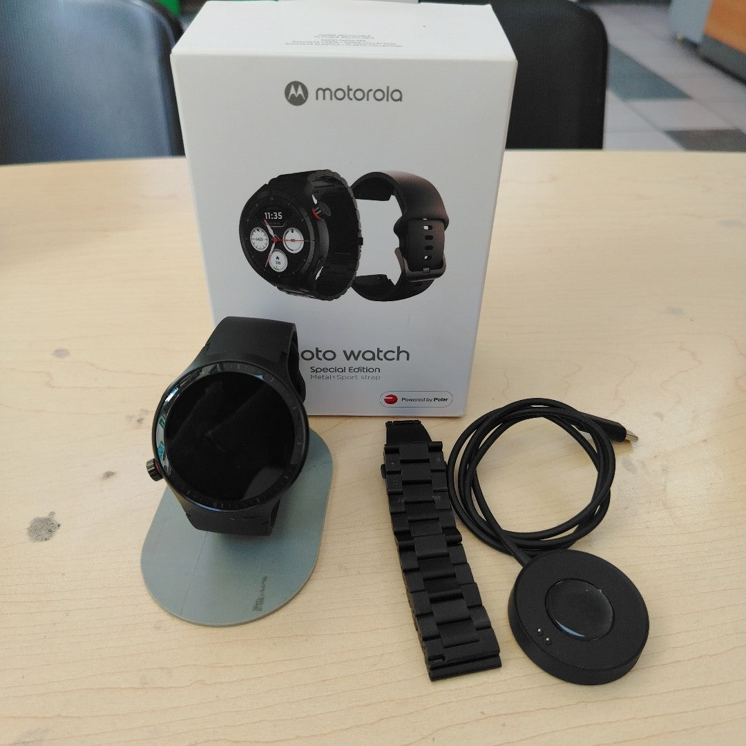 SMARTWATCH MOTOROLA MOTO WATCH XT2547-2 47 MM GPS (SEMINUEVO)