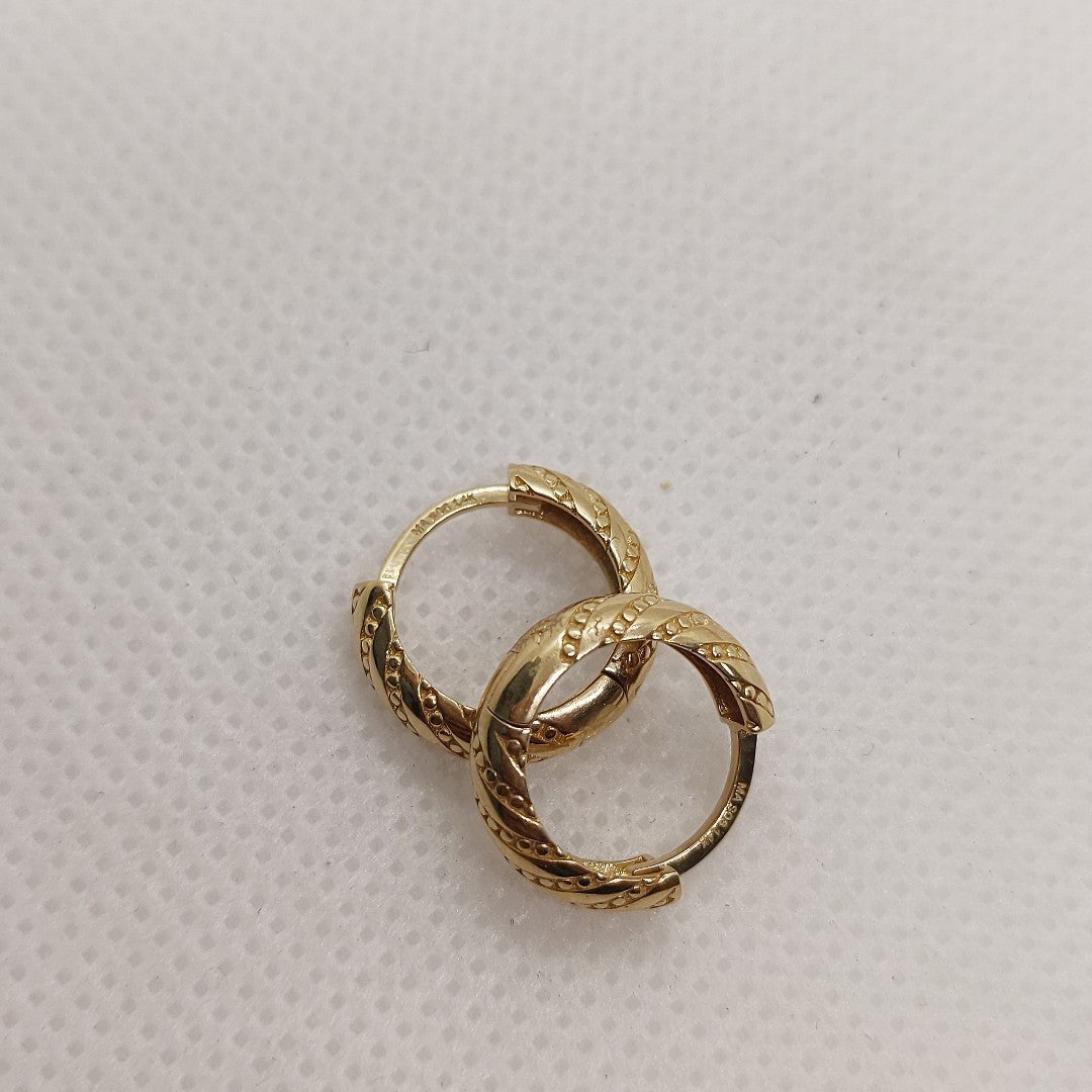 HUGGIES ORO 14K 2.4 (NUEVO)