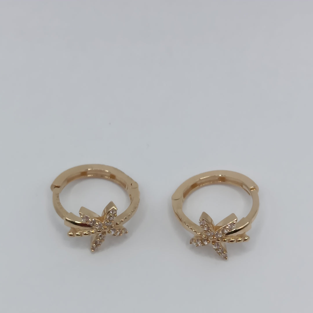 HUGGIES ORO 14K 2.1 (NUEVO)