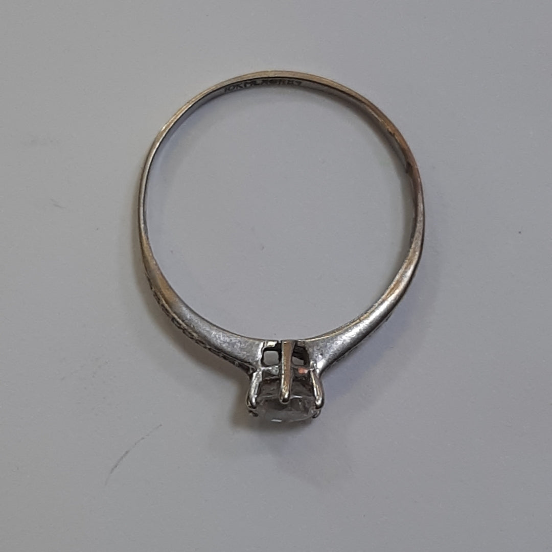 ANILLITO ORO, ORO BLANCO 10 K 1.3 GRMS (SEMINUEVO)