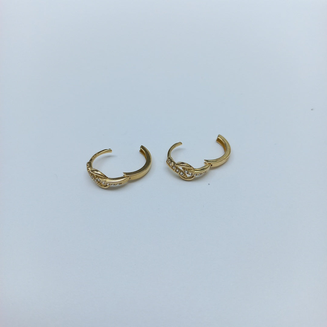 HUGGIES ORO 14K 1.4 (NUEVO)