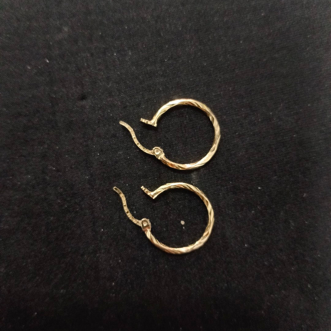 ARRACADAS PAR ORO 10 K 1.2 GRMS (SEMINUEVO)