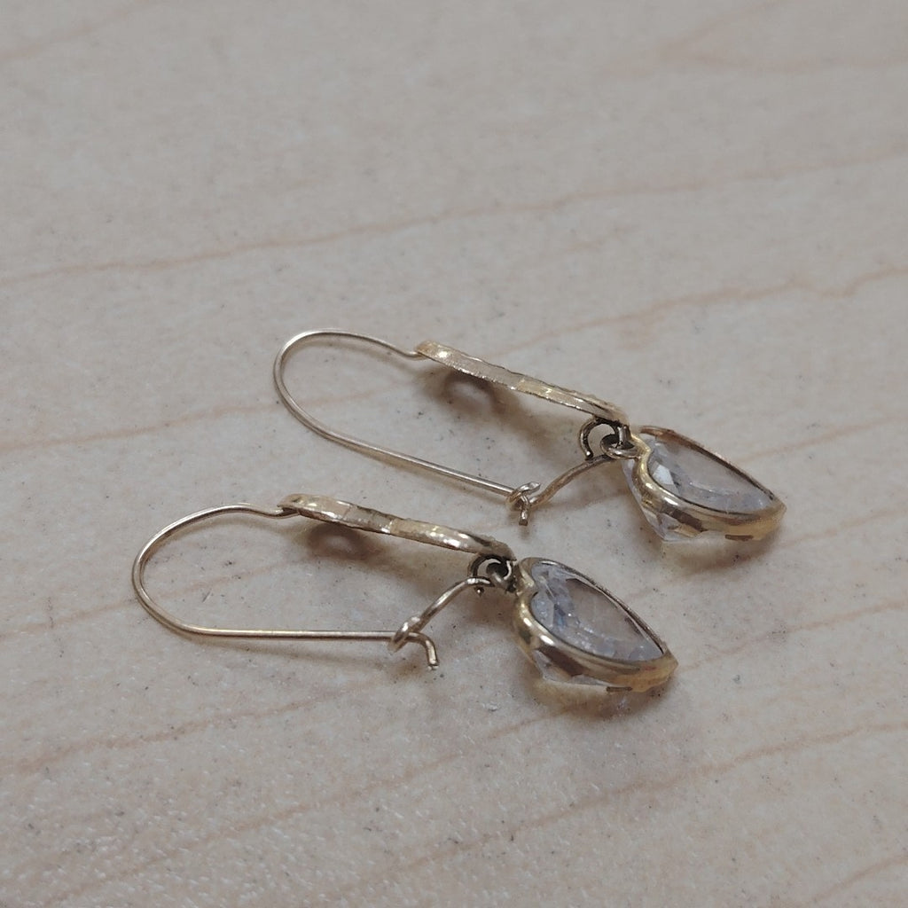 ARETES PAR ORO 10 K 1.8 GRMS (SEMINUEVO)