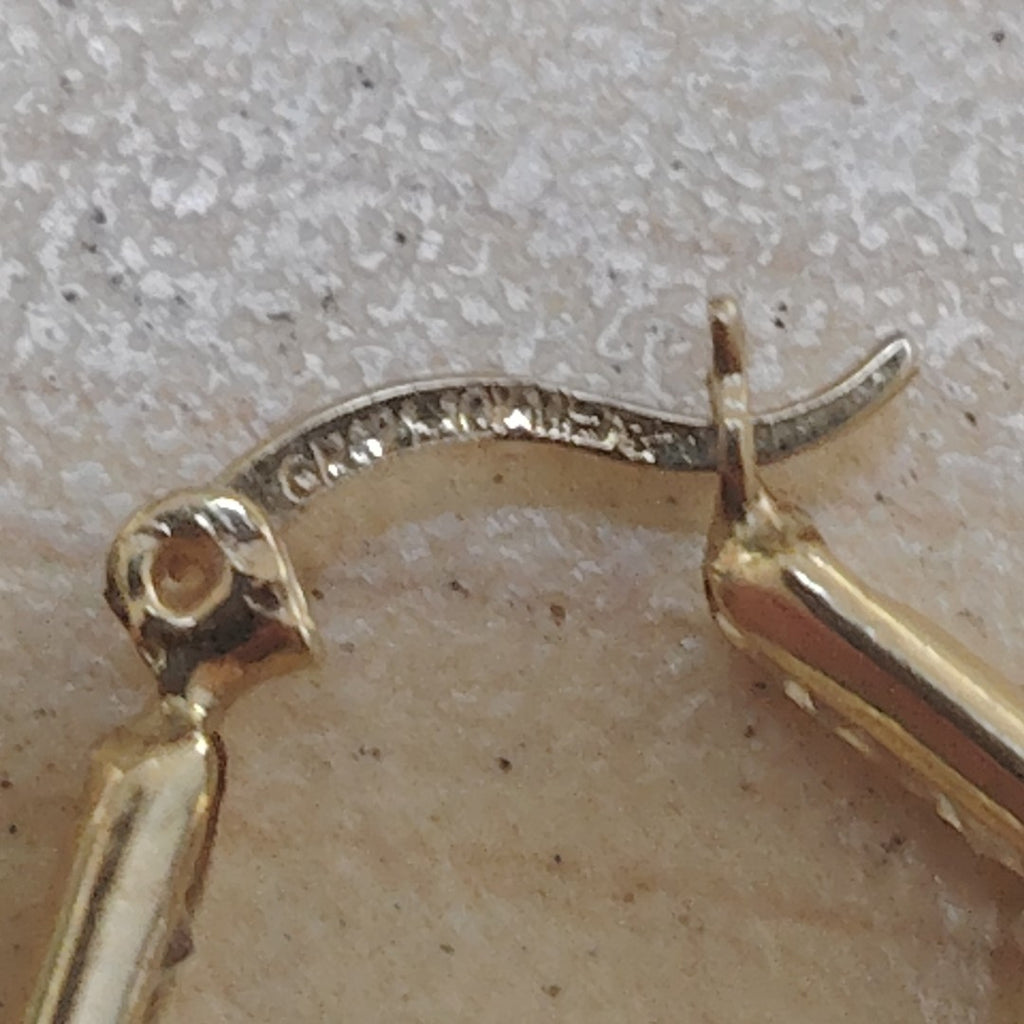 ARRACADAS PAR ORO 10 K 1.6 GRMS (SEMINUEVO)
