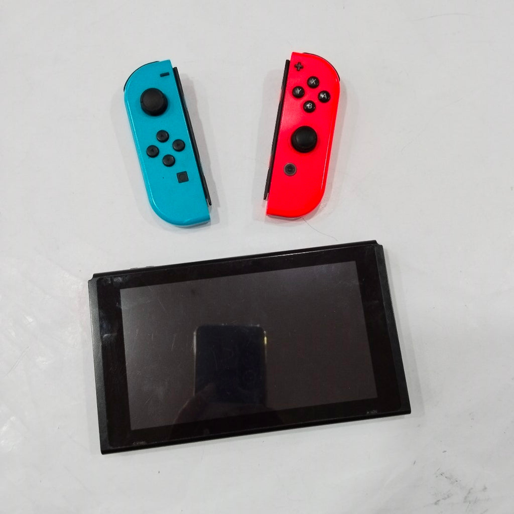 CONSOLA DE VIDEOJUEGO NINTENDO SWITCH 32 GB (SEMINUEVO)