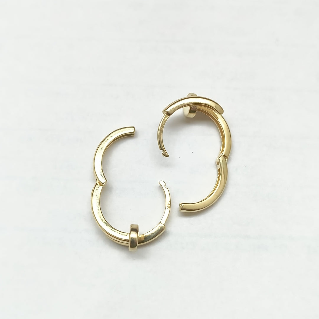 HUGGIES ORO 14K 2.4 (NUEVO)