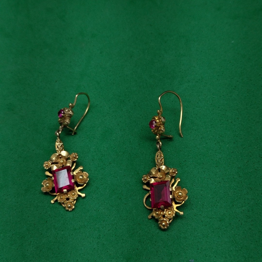 ARETES PAR ORO 8 K 7.9 GRMS (SEMINUEVO)
