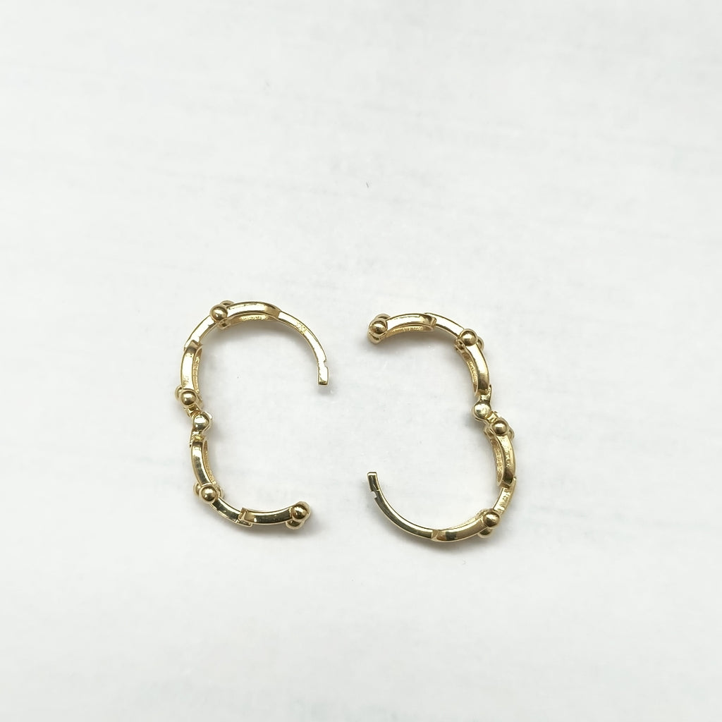 HUGGIES ORO 14K 2.4 (NUEVO)