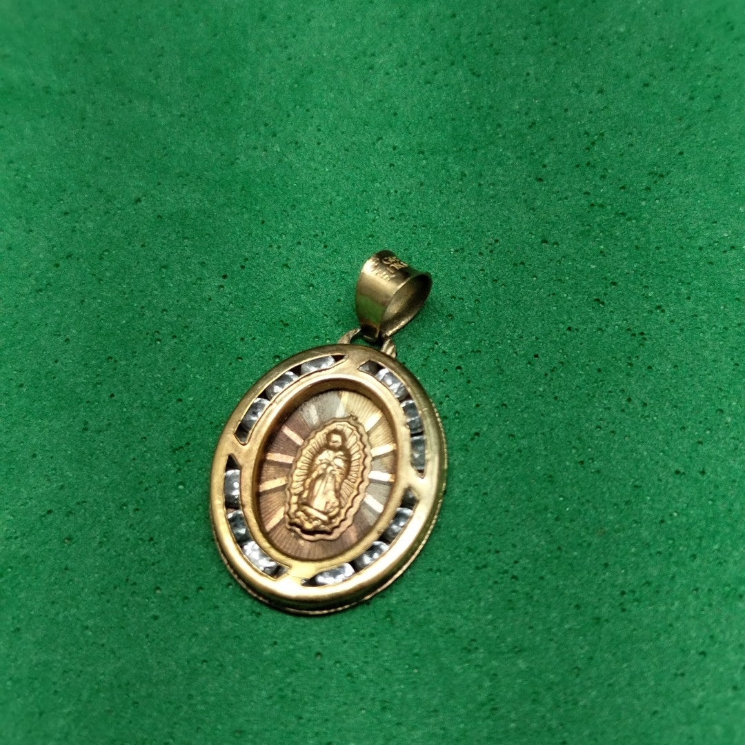 DIJE ORO 10 K 0.8 GRMS (SEMINUEVO)