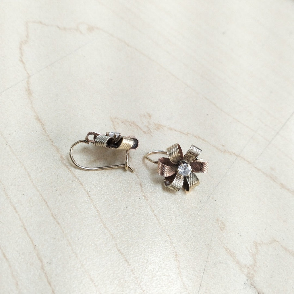 ARETES PAR ORO COMBINADO 14 K 3,30 GRMS (SEMINUEVO)