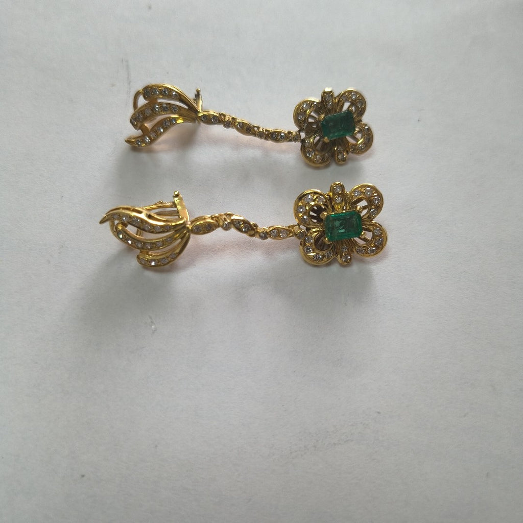 ARETES PAR ORO 18 K 15.4 GRMS (SEMINUEVO)