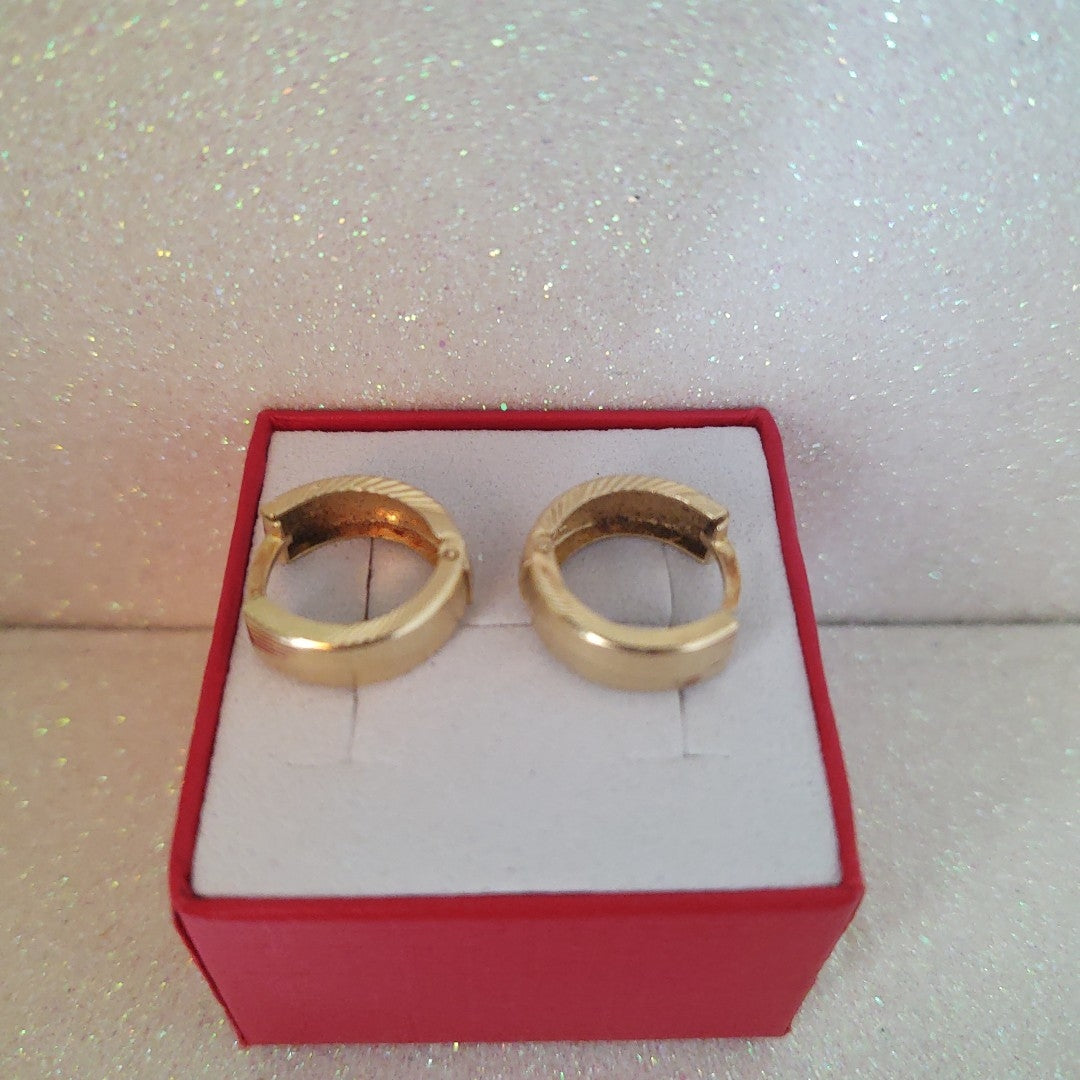 ARRACADAS PAR ORO 14 K 2 GRMS (SEMINUEVO)