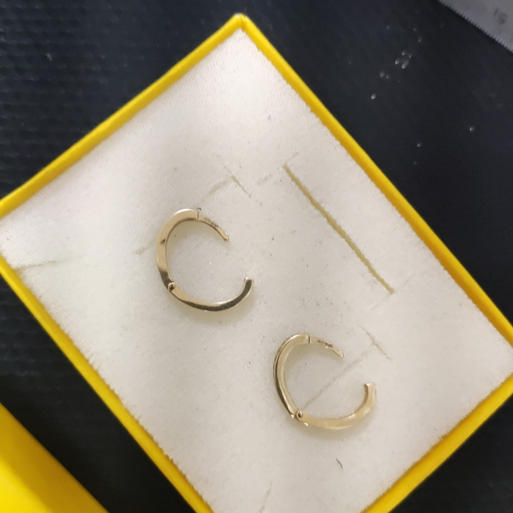 ARRACADAS PAR ORO 10 K 1.8 GRMS (SEMINUEVO)