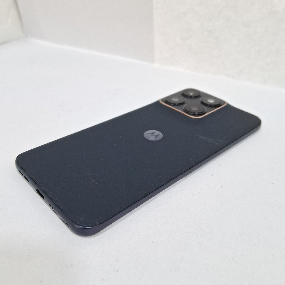 CELULAR MOTOROLA EDGE 70 FUSION XT2605-3 (2026) 256 GB 8 GB RAM (SEMINUEVO)