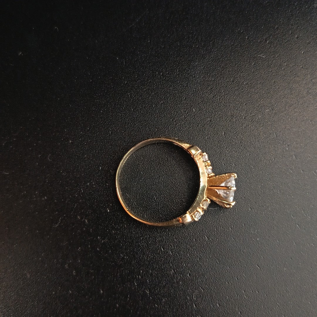 SOLITARIO ORO 8 K 3.8 GRMS (SEMINUEVO)