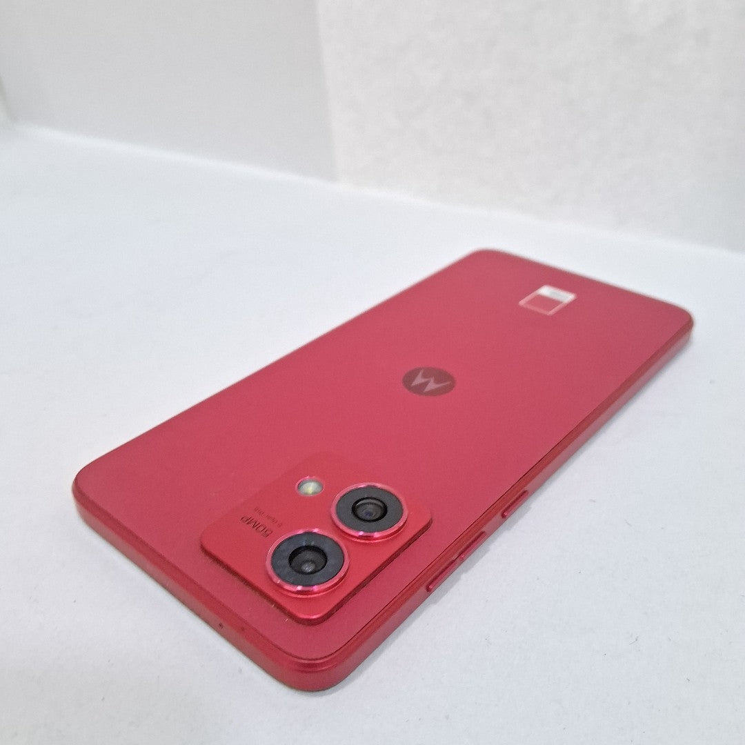 CELULAR MOTOROLA MOTO G84 XT2347-1 (2023) 256 GB 8 GB RAM (SEMINUEVO)
