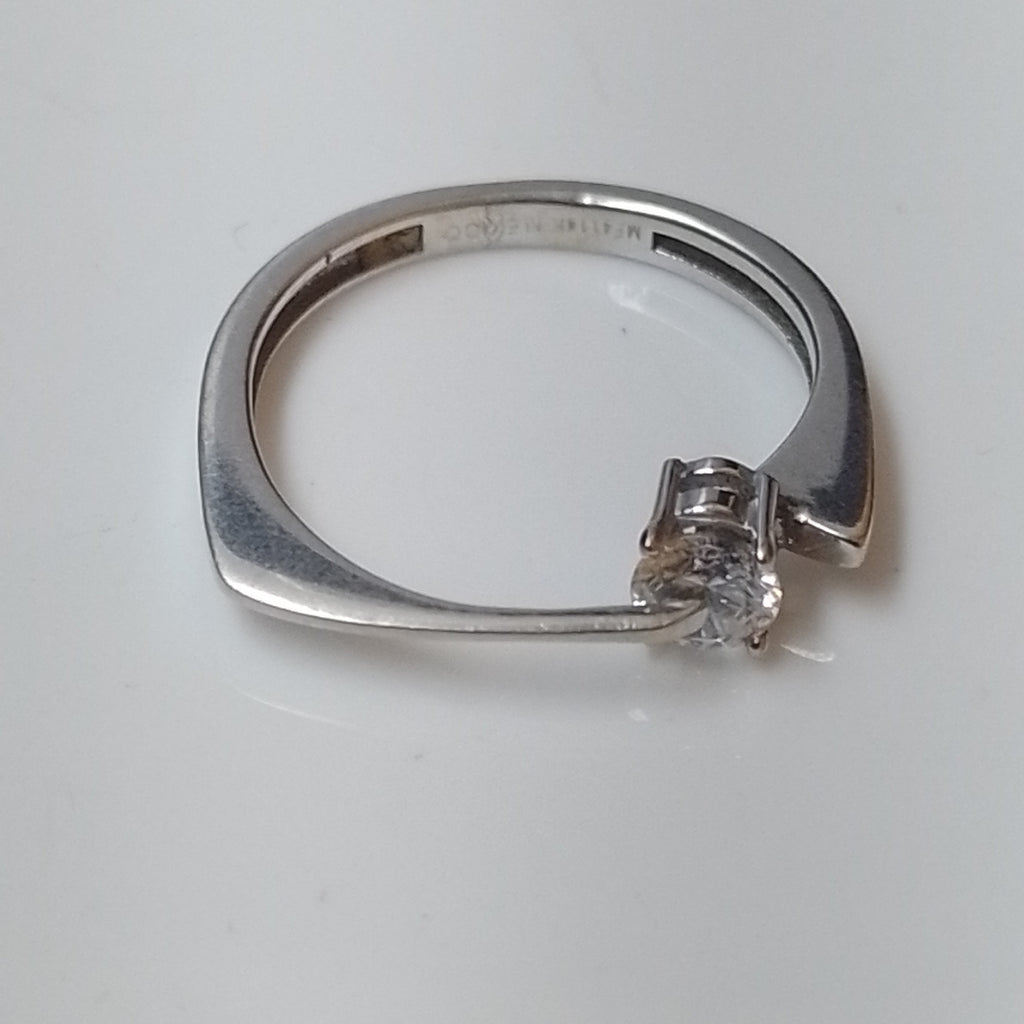 ANILLITO ORO BLANCO 14 K 3.5 GRMS (SEMINUEVO)