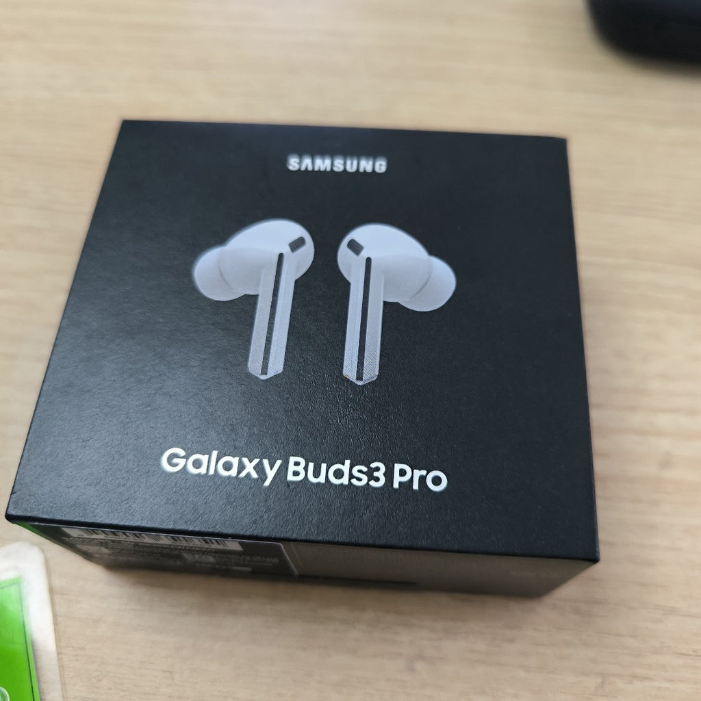 AUDIFONOS SAMSUNG GALAXY BUDS 3 PRO SM-R630 INALAMBRICO IN EAR (SEMINUEVO)