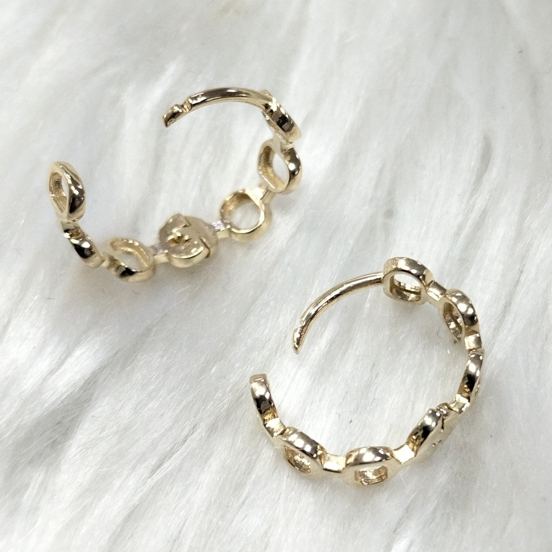 HUGGIES ORO 14K 1.8 (NUEVO)