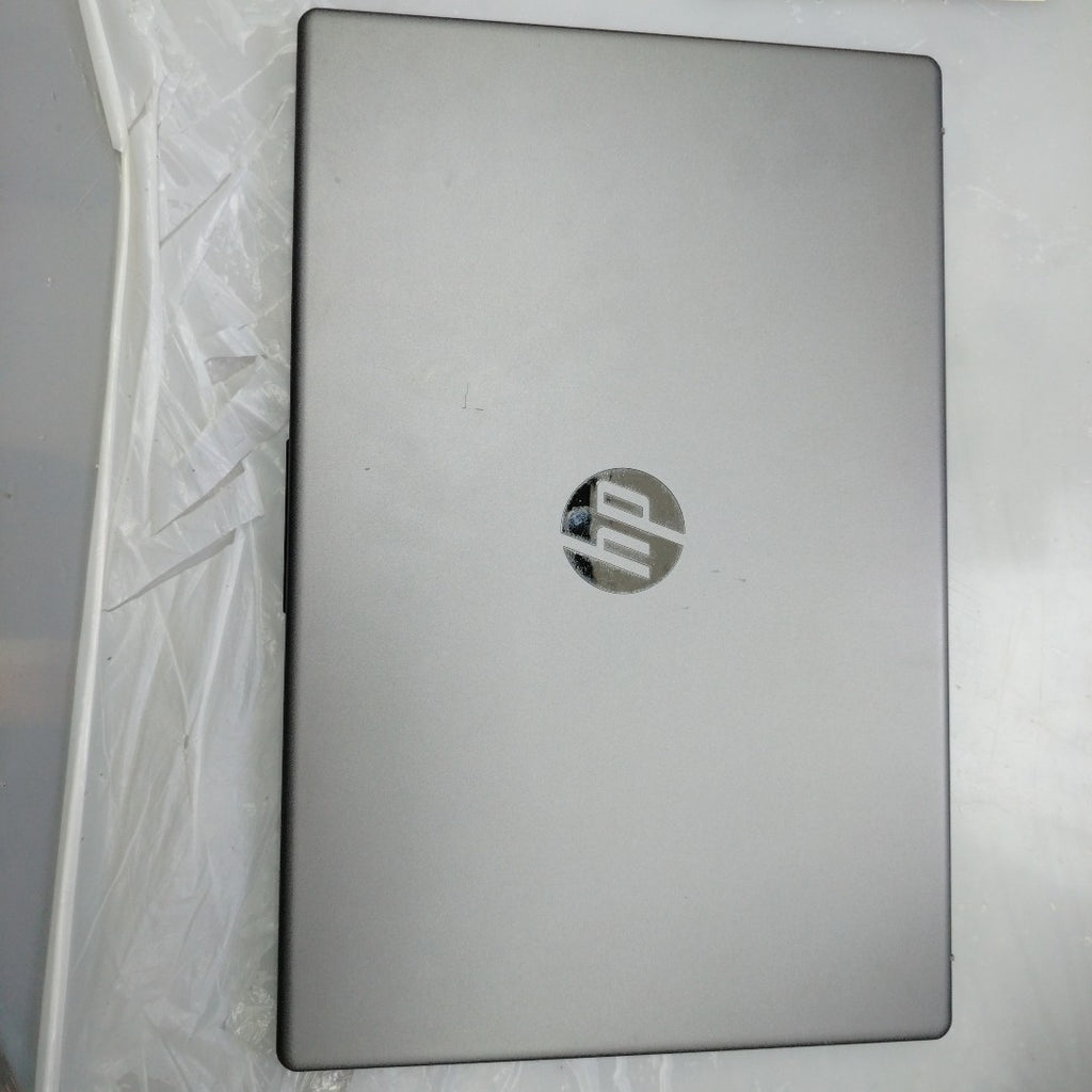 LAPTOP HP 255 G10 (2025) 512 GB SSD 8 GB RAM (SEMINUEVO)